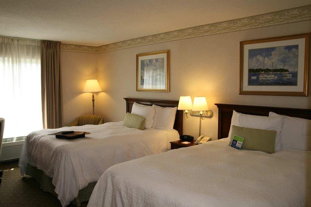 Hampton Inn & Suites Middletown Room photo